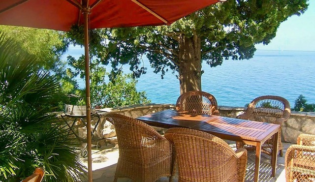Lovely home in Podaca with WiFi in Podaca