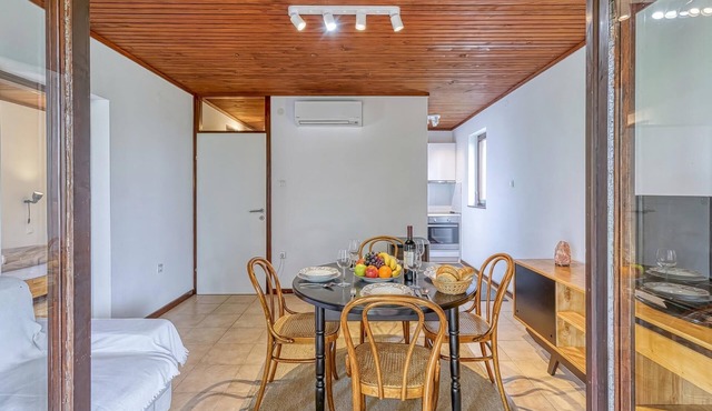 Lovely House Near Zagreb With Terrace in Ivanic-Grad