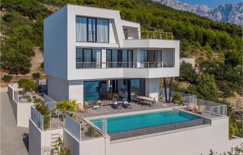 Luxurious Home In Brela in Brela