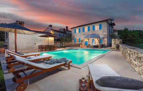 Luxurious Home In Hrboki