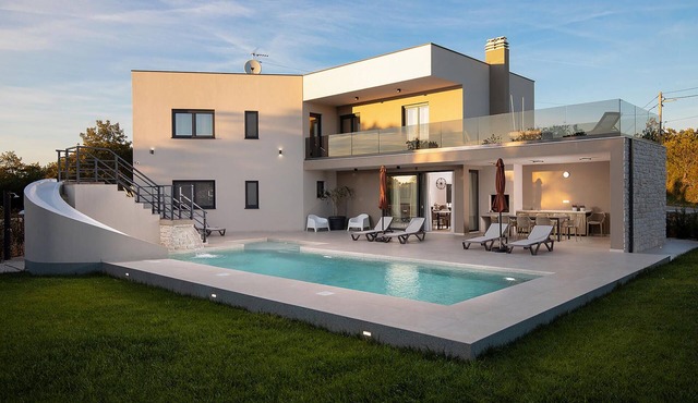 Luxurious home in Krnica in Krnica