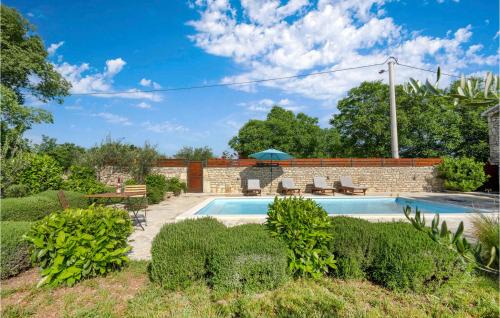 Luxurious Home In Mratovo in Mratovo