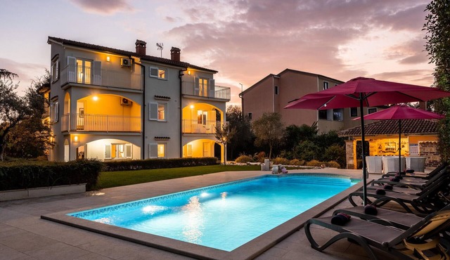 Luxurious home in Porec with private swimming pool, can be inside or outside