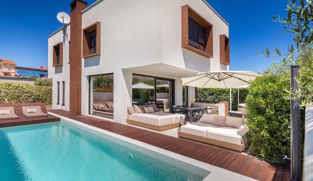 Luxurious home in Pula