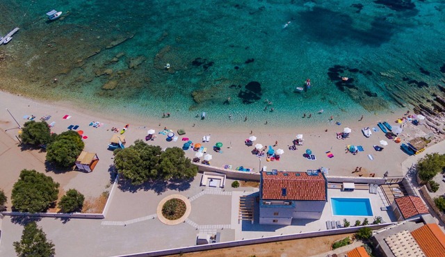 Luxury Beachfront Villa Korcula the Beach with private pool, sauna and gym at the beach on the Korcula island - Prizba in Blato
