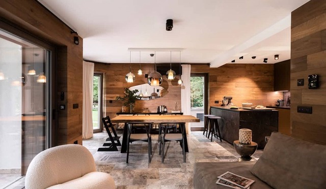 Luxury Chalet With Jacuzzi at Lake Bohinj
