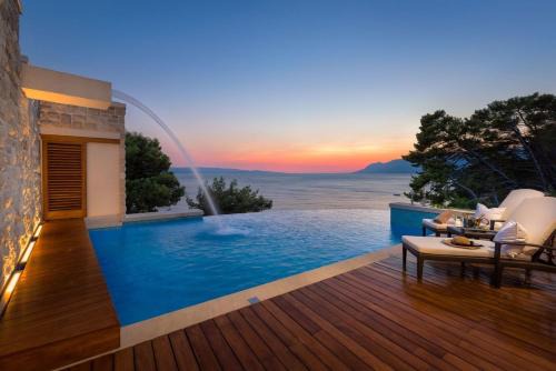 Luxury seafront villa Brela Pride with heated pool in Brela