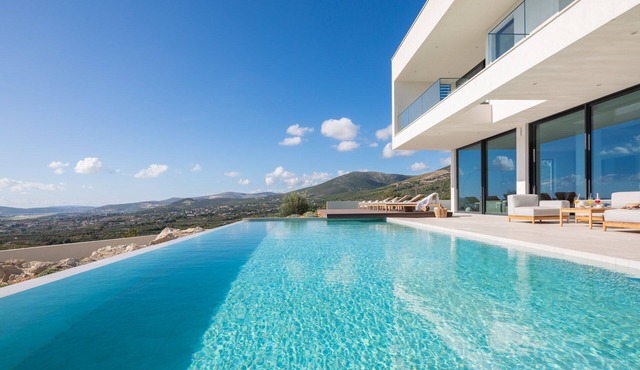 Luxury Villa Bay of Split with Pool in Kaštel Stari