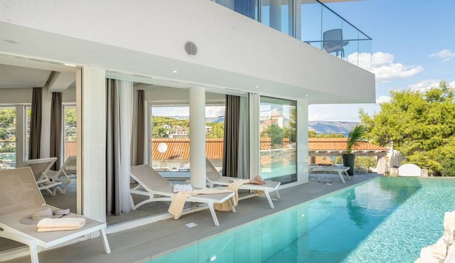 Luxury Villa Ideali Hvar with Two Heated Pools in Vrboska