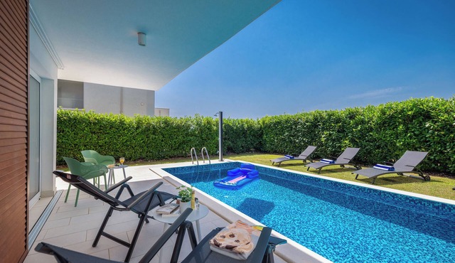 Luxury Villa Marie in Kaštel Gomilica
