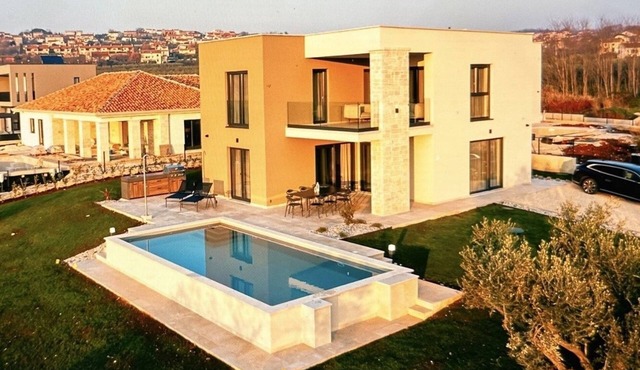Luxury villa with a swimming pool Labinci, Central Istria - Središnja Istra (K-27561) in Labinci