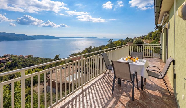 Magda 1 Apt with Panoramic Sea View, Plomin, Croatia in Plomin