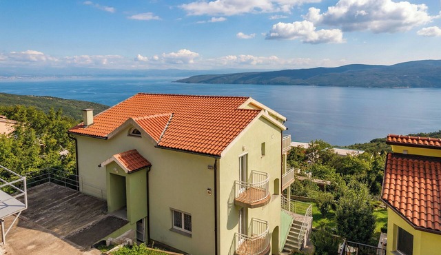 Magda 2 Apt with Panoramic Sea View, Plomin, Croatia