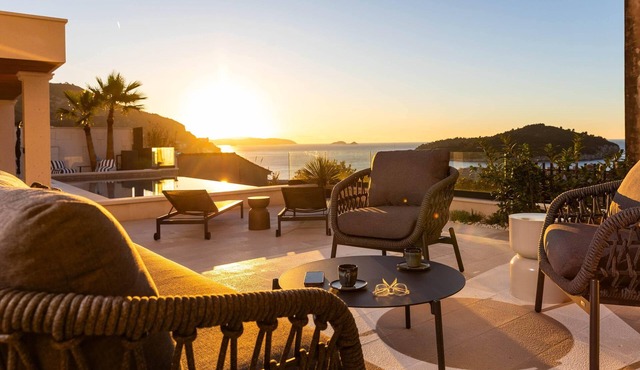 Majestic Villa Lidija w/private infinity pool and sea view in Dubrovnik