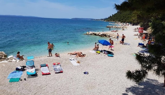 MARIO-50m from the beach,big terrace with sea view. FREE PARKING in Stobreč