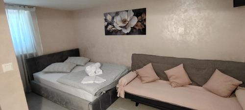 Mini wellness studio-near the airport