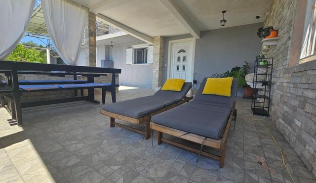 MyHome1-2bdr,parking,Cavtat,airport 15 km, Dubrovnik 30km in Lovorno