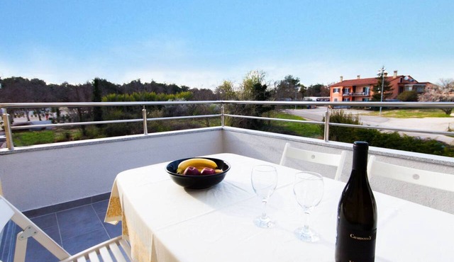 Neue Wohnung für 4 Personen Umag by Interhome in Umag/Juricani