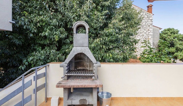 Nice apartment for 2 people with A/C, WIFI, TV and terrace in Umag