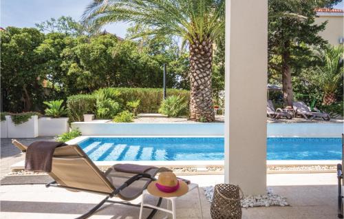 Nice Apartment In Makarska in Makarska