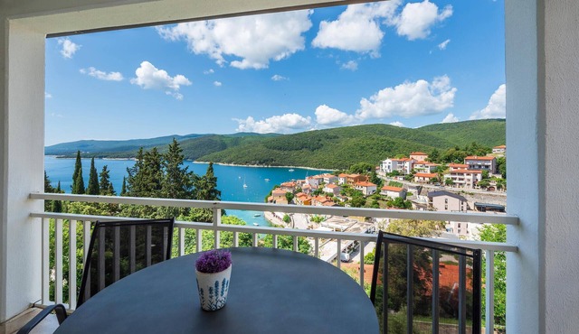Nice apartment in Rabac with house sea view in Rabac