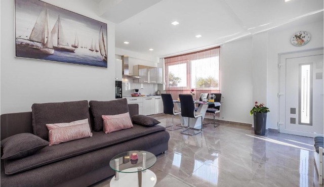 Nice Apartment In Rijeka With Wifi