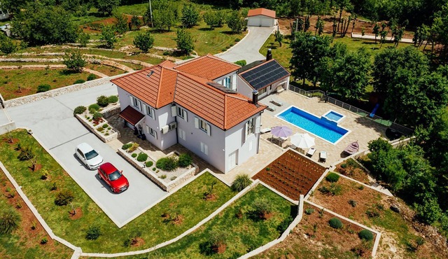 Nice home in Poljica Imotska in Poljica Imotska