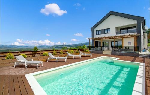 Nice Home In Udbina With Sauna in Udbina