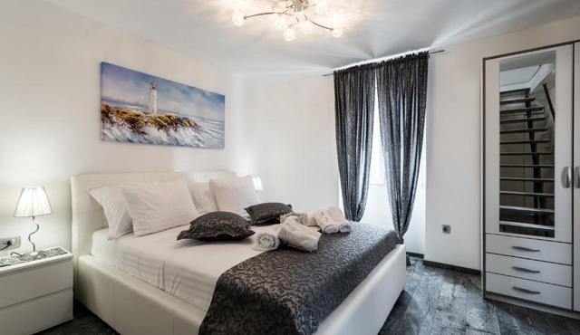 Nona Lena Studio in Split