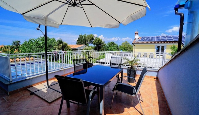 One bedroom apartment with balcony and sea view Crveni Vrh, Umag (A-27174-b) in Crveni Vrh