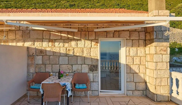 One bedroom apartment with terrace and sea view Maranovići (Mljet) (A-22339-a) in Maranovići