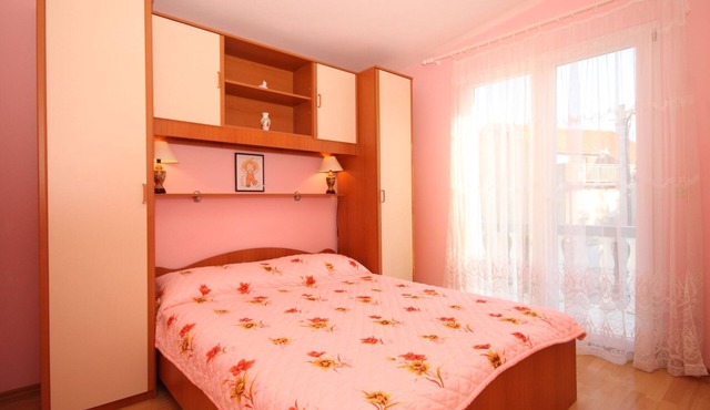 One bedroom apartment with balcony Kukljica, Ugljan (A-8400-b) in Kukljica
