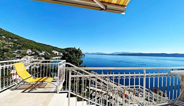 One bedroom apartment with terrace and sea view Živogošće - Porat, Makarska (A-2733-d) in Igrane