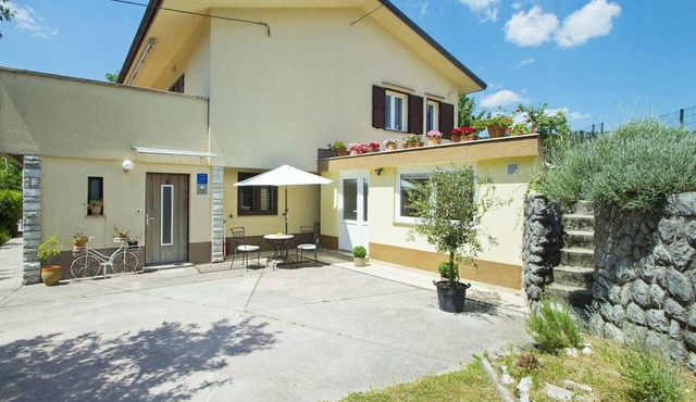 One Bedroom Apartment with Terrace in Klana