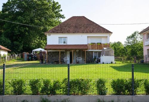 Oplenacki mir in Topola