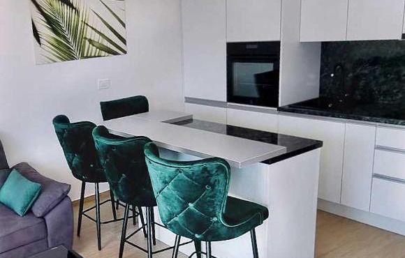 Palm Beach Apartment, Povljana