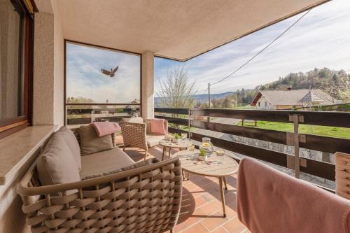 Peaceful Apartment with Terrace near Lake Bled & Free Parking