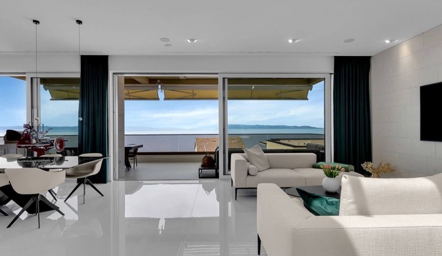 Penthouse Dals Exclusiv by Interhome in Tučepi