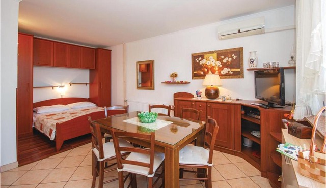 Pet Friendly Apartment In Lovran With Wifi in Lovran