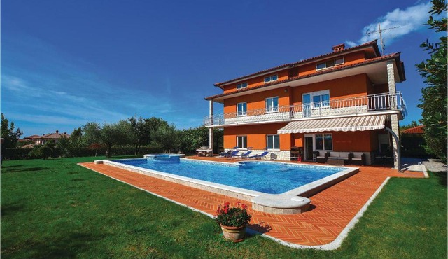Pet Friendly Home In Sezana With Sauna