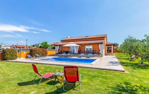 Pet Friendly Home In Skatari