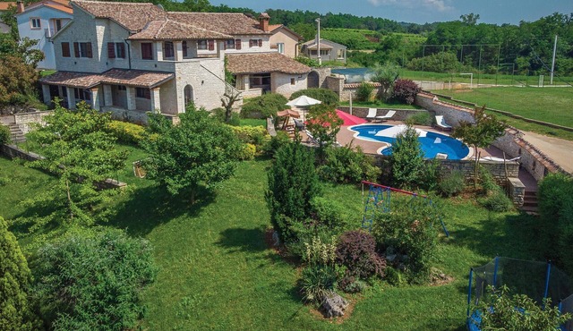 Pet friendly home in Visnjan