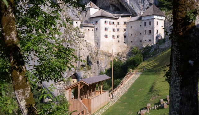 Postojna Cave Hotel Jama