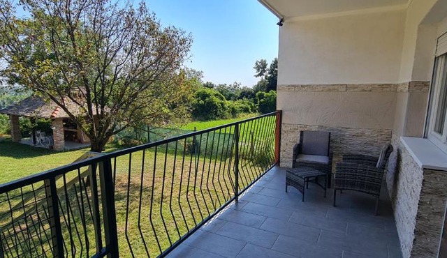 Prekrasan Apartman Anka uz rijeku Dunav Vukovar in Vukovar