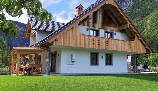 Privillage Stare | Luxury Alpine Villa by Lake Bohinj | Fireplace & Whirlpool