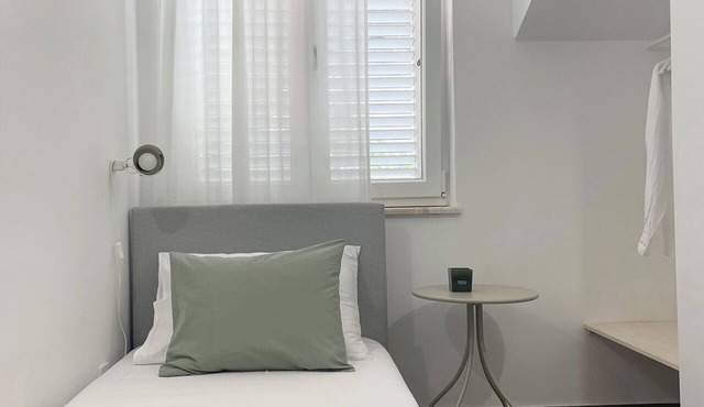 Relaxation with a view and close to the beach, Zaostrog VistaBlu in Zaostrog