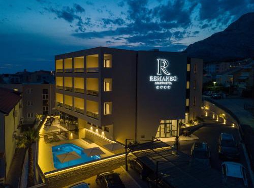 Remaneo Aparthotel in Promajna