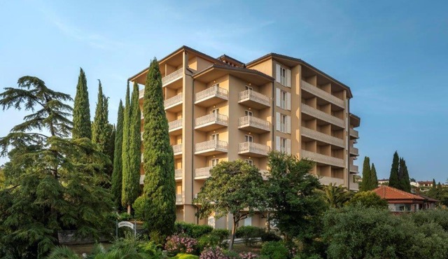 Remisens Casa Rosa, depandansa hotela Metropol