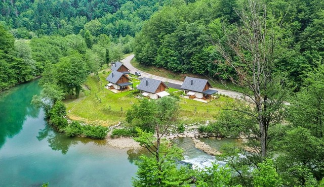 Resort Stari Malni, Osilnica - vacation houses Stari Malni in Dane