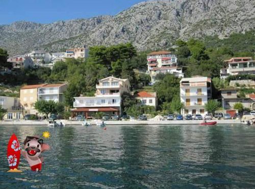 Riva Apartments in Živogošće